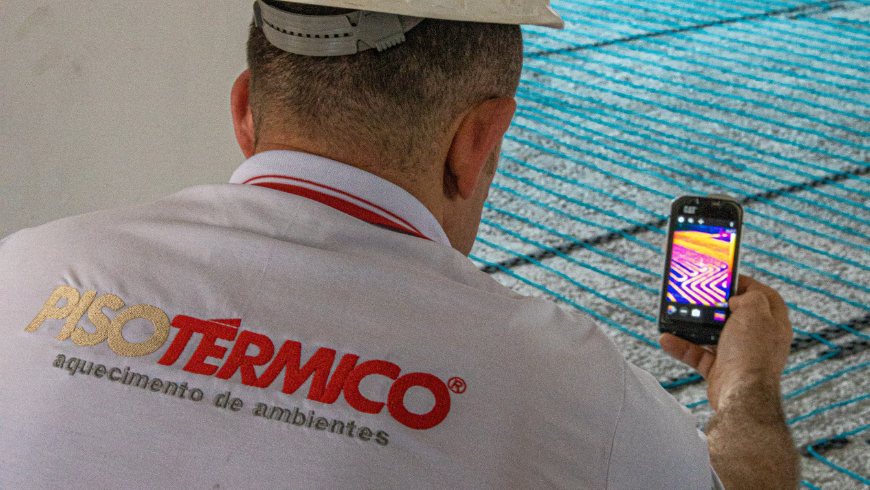 Como o piso térmico da Álamo protege contra choques elétricos